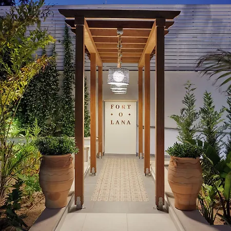 Amavi, Madefortwo - (adults Only) 호텔 파포스