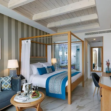 Hotel Amavi, Madefortwo - (adults Only)