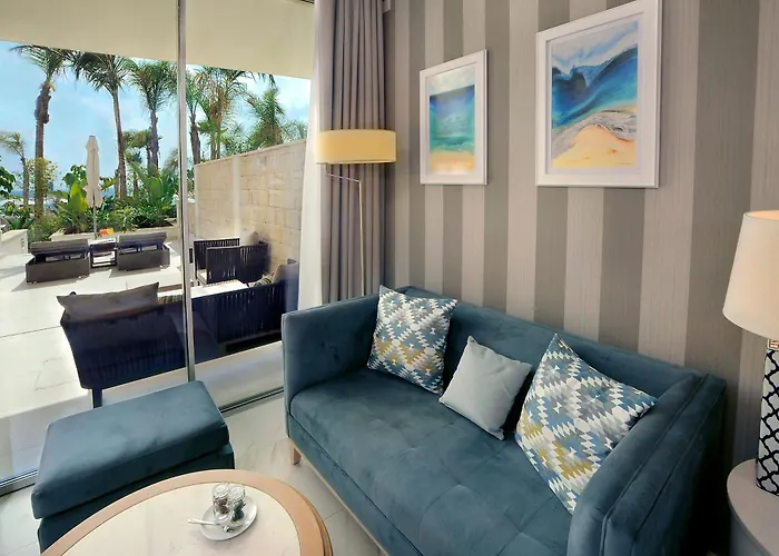 Amavi, Madefortwo - (adults Only) 5*