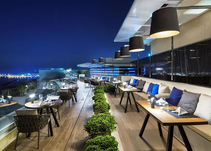 Amavi, Madefortwo - (adults Only)