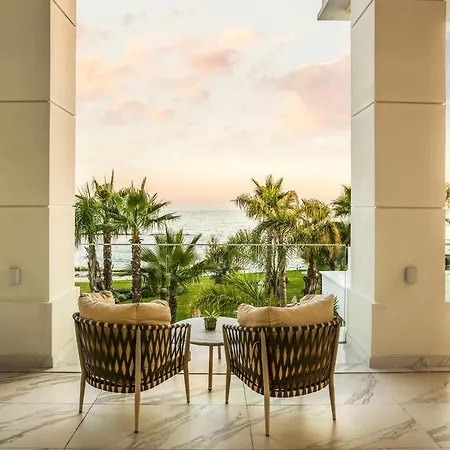 Amavi, Madefortwo - (adults Only)